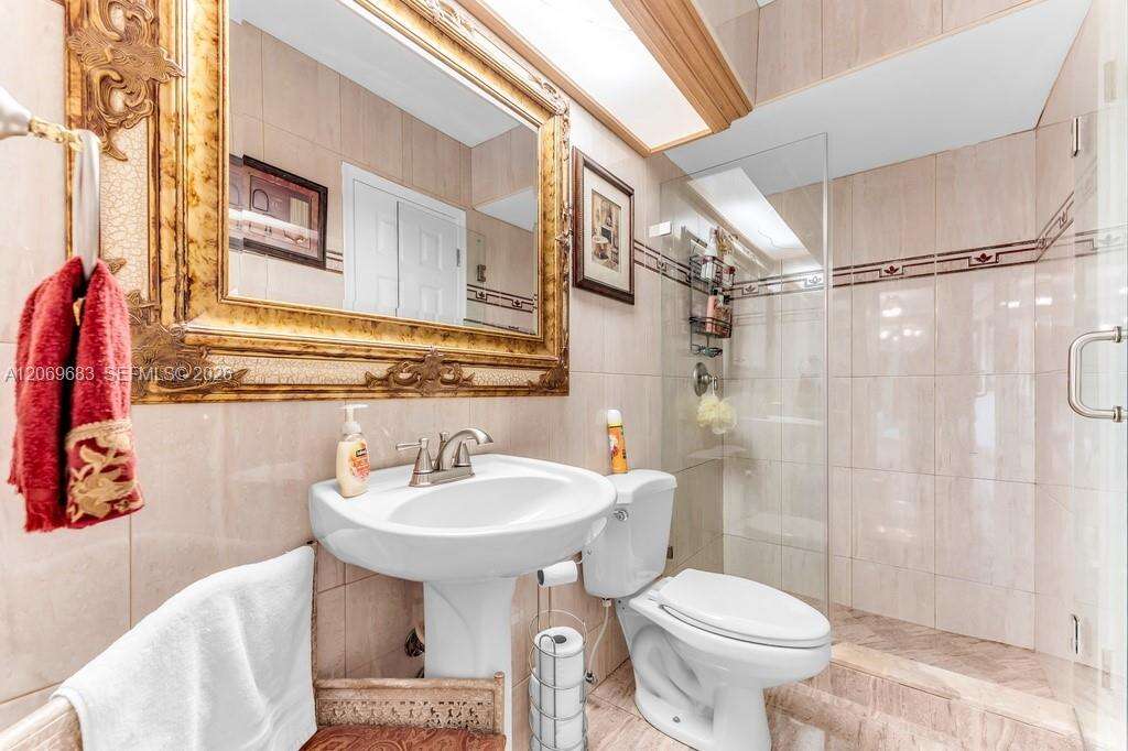 4812 Van Buren St, Hollywood, FL 33021 - Pending Sale photo 38