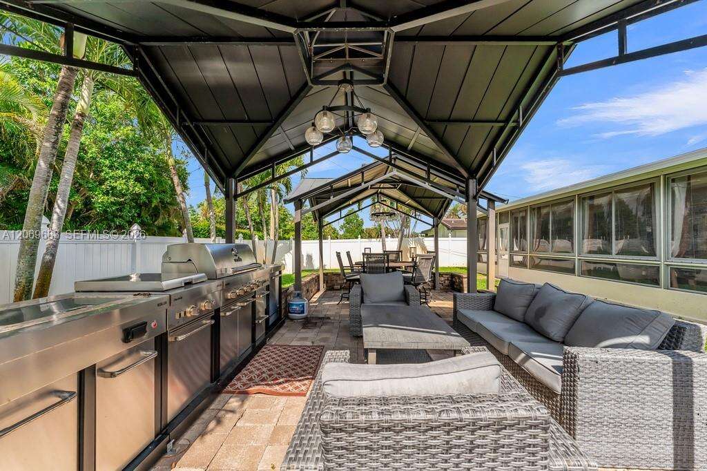 4812 Van Buren St, Hollywood, FL 33021 - Pending Sale photo 52