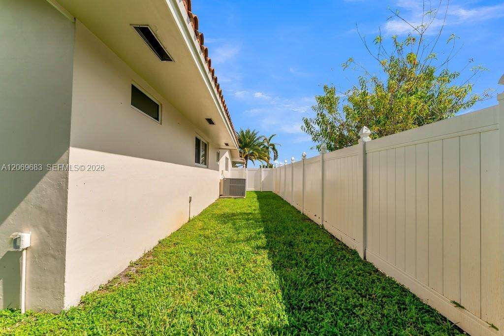 4812 Van Buren St, Hollywood, FL 33021 - Pending Sale photo 53