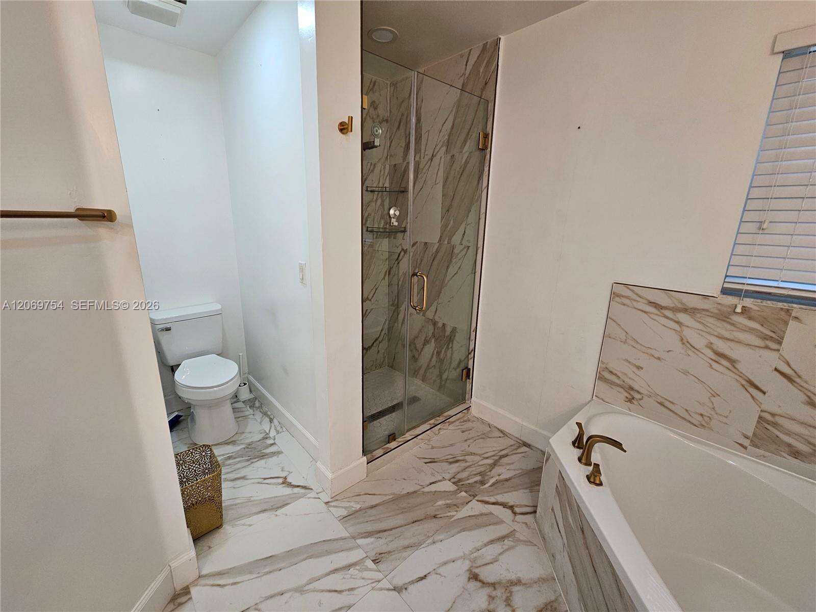 387 107th Ave, Pembroke Pines, FL 33026 - For Sale photo 23