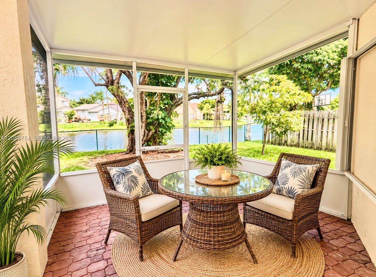 387 107th Ave, Pembroke Pines, FL 33026 - For Sale photo 34