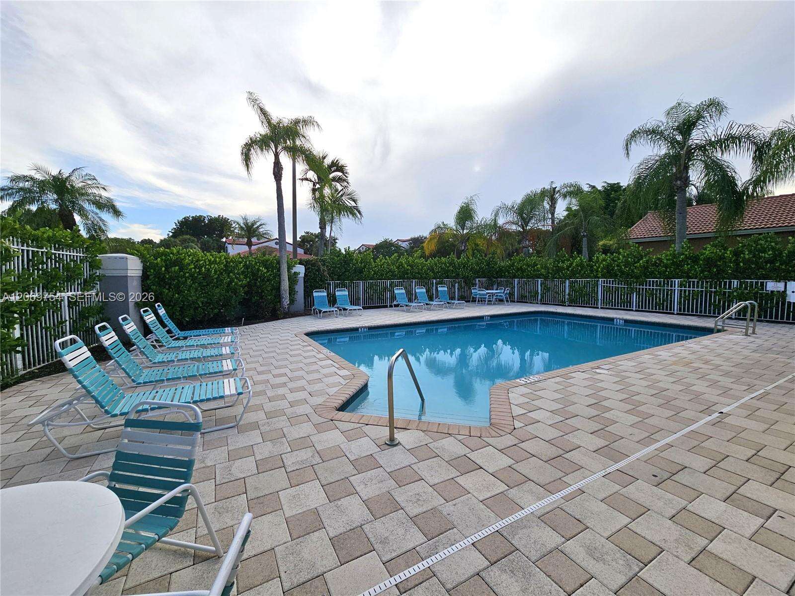 387 107th Ave, Pembroke Pines, FL 33026 - For Sale photo 38