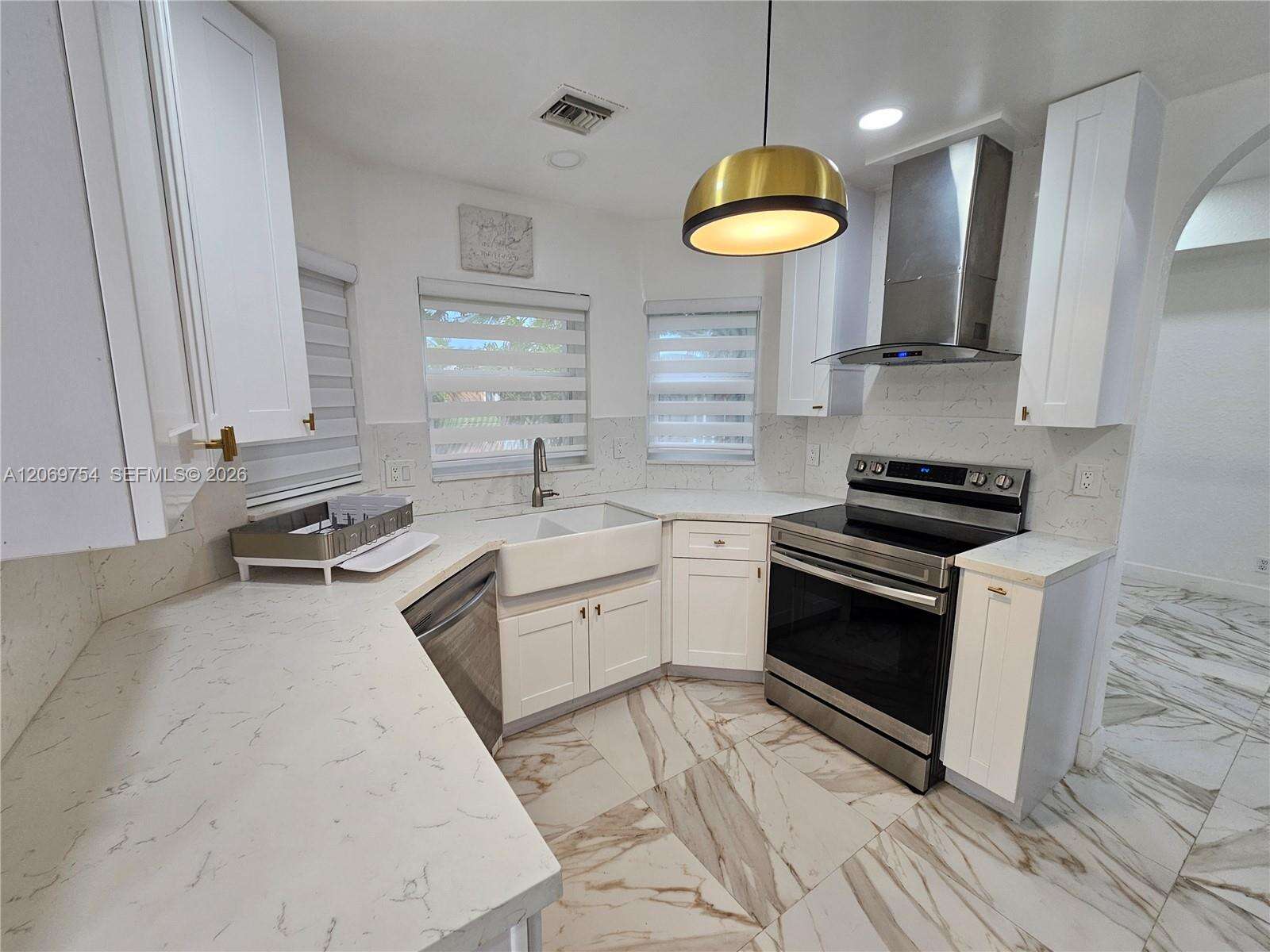 387 107th Ave, Pembroke Pines, FL 33026 - For Sale photo 8
