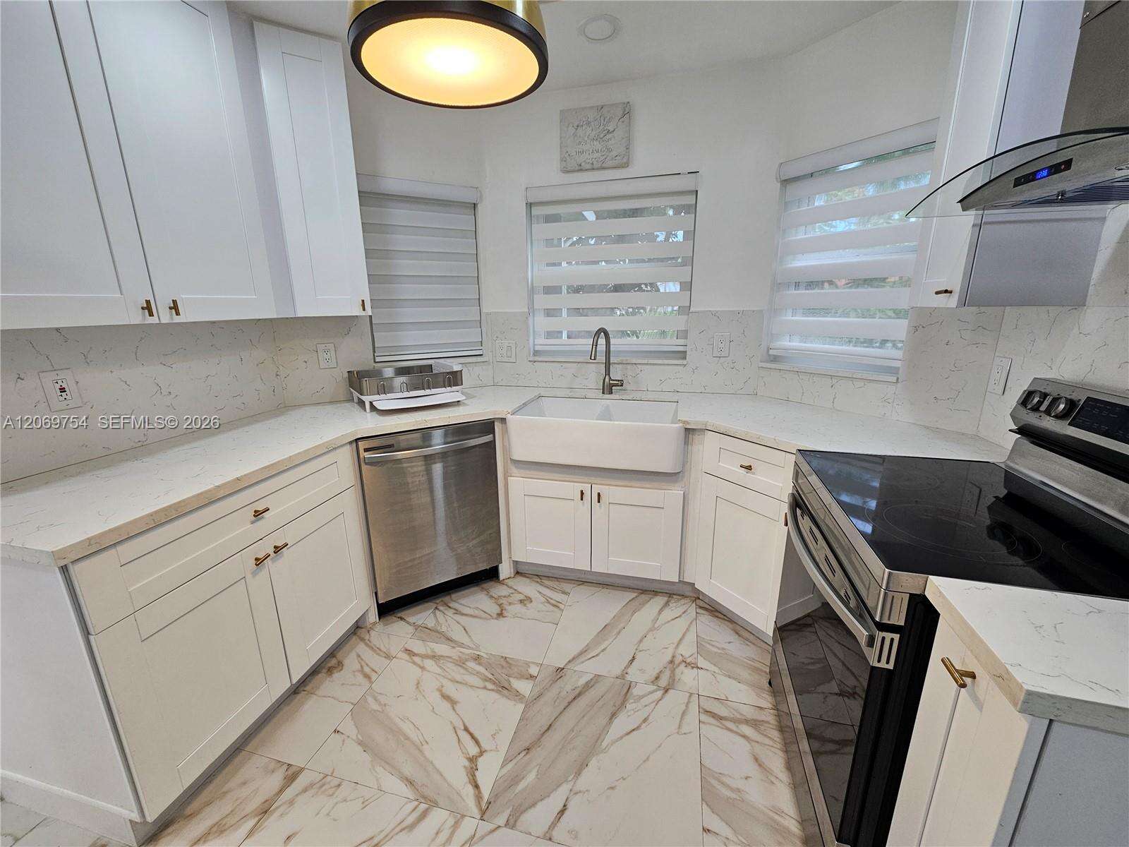 387 107th Ave, Pembroke Pines, FL 33026 - For Sale photo 9