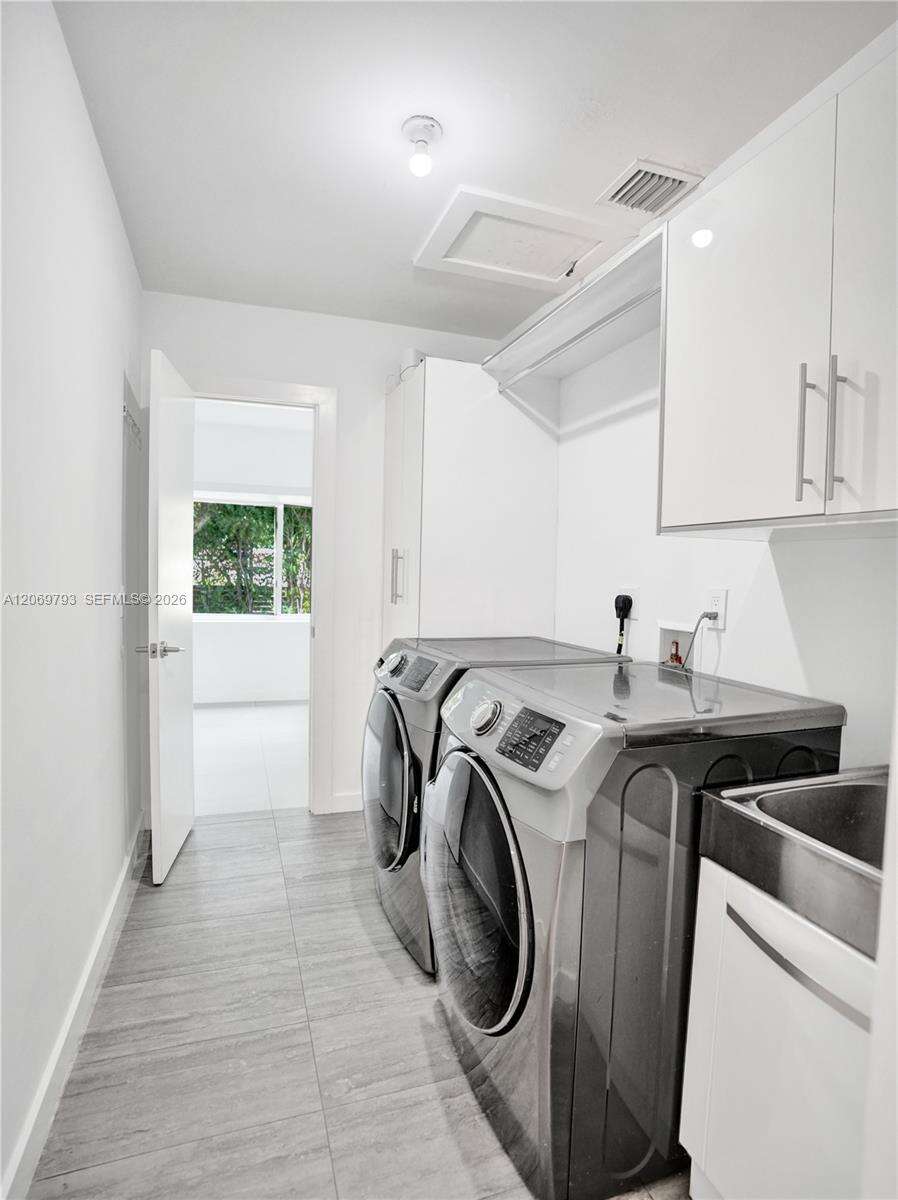 19231 22nd Ave, Miami, FL 33180 - For Sale photo 14
