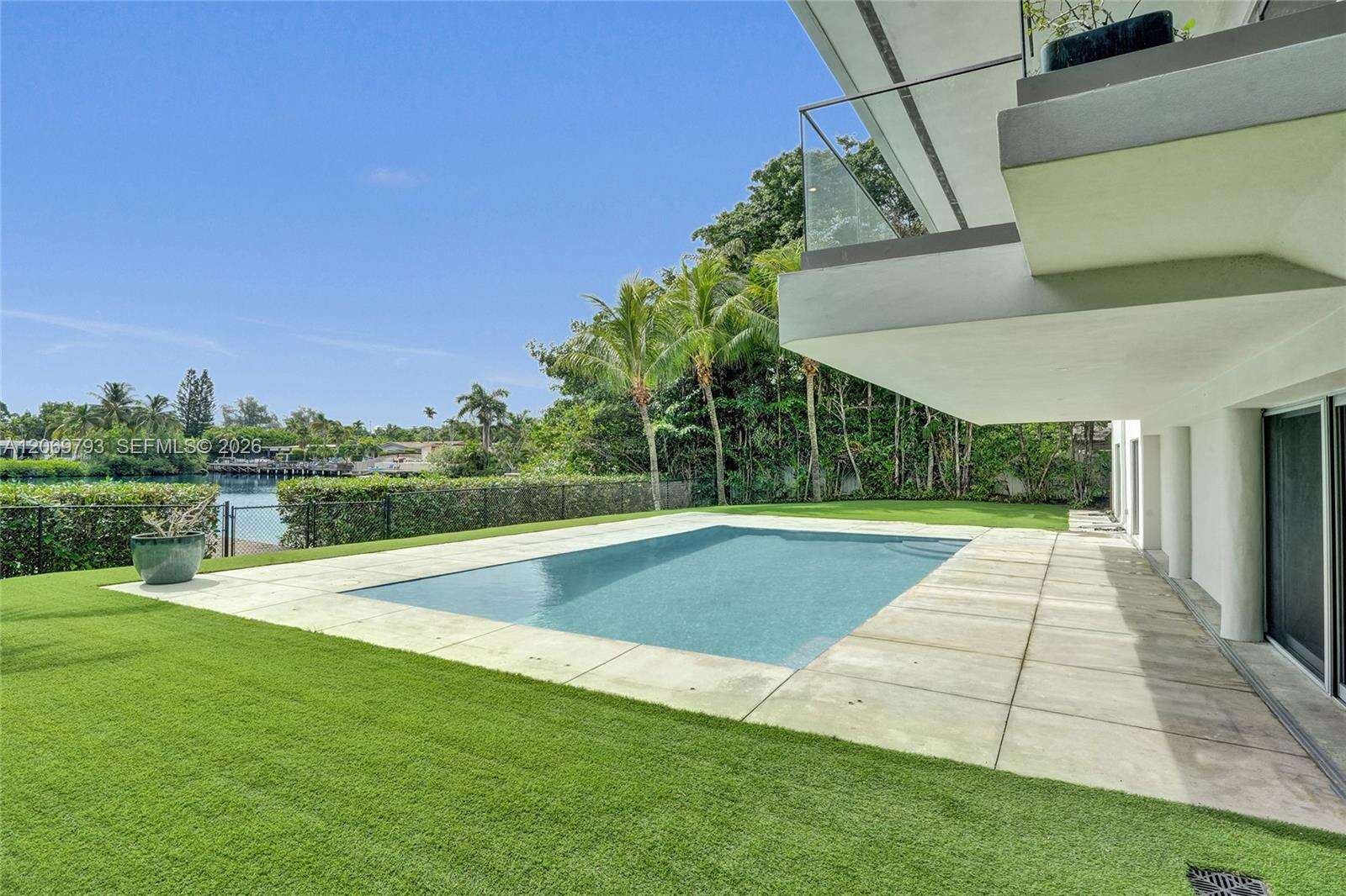 19231 22nd Ave, Miami, FL 33180 - For Sale photo 29