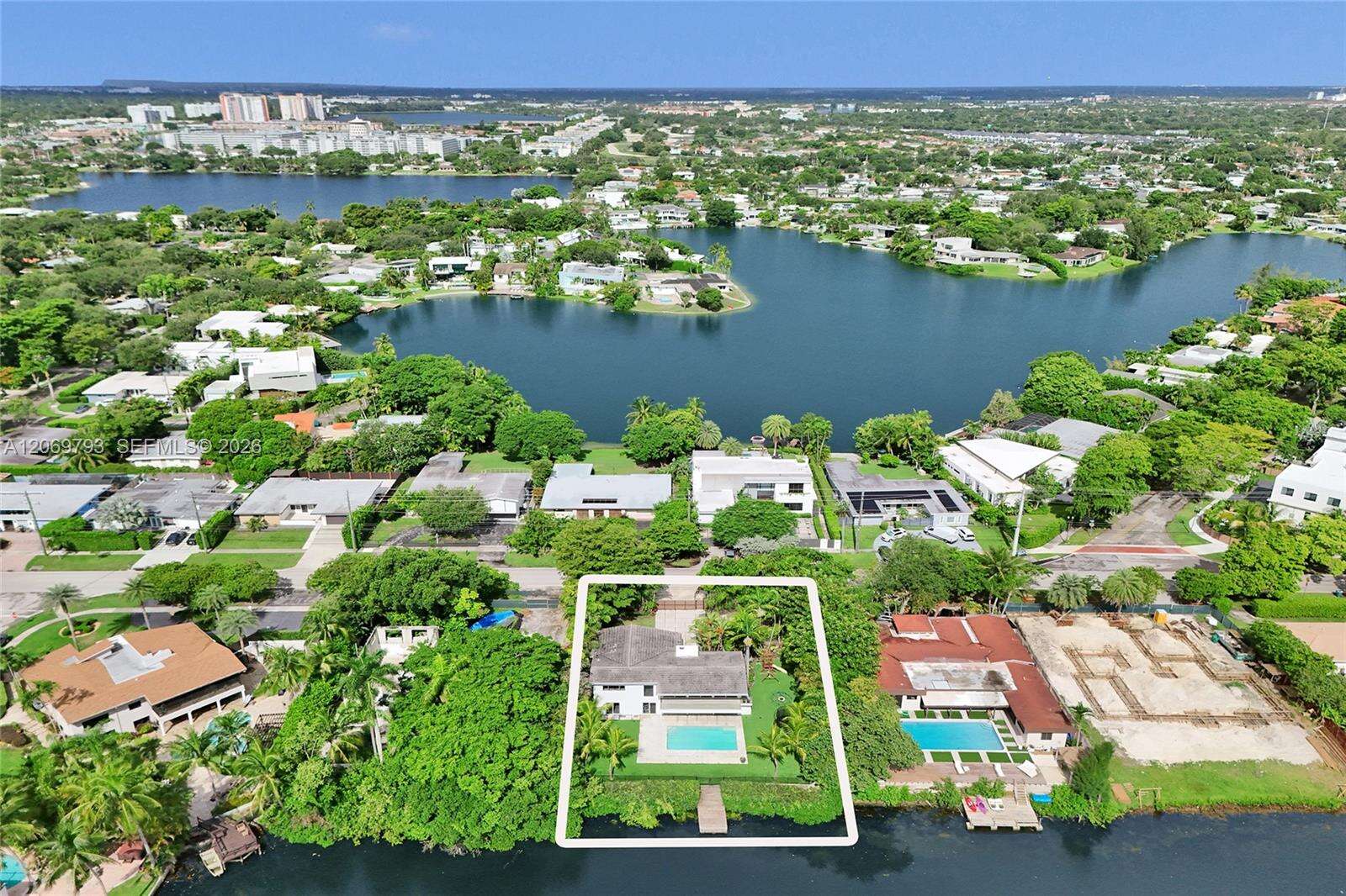 19231 22nd Ave, Miami, FL 33180 - For Sale photo 6