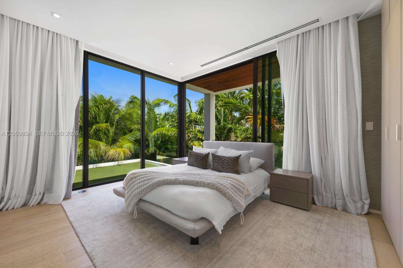 6015 Bay Rd, Miami Beach, FL 33140 - For Sale photo 30