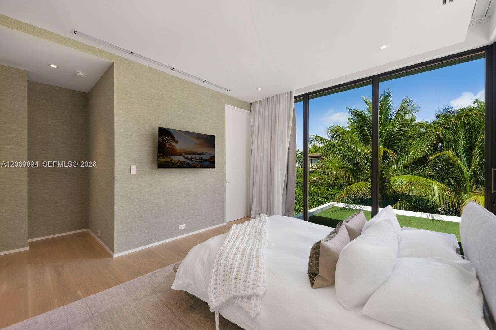 6015 Bay Rd, Miami Beach, FL 33140 - For Sale photo 31