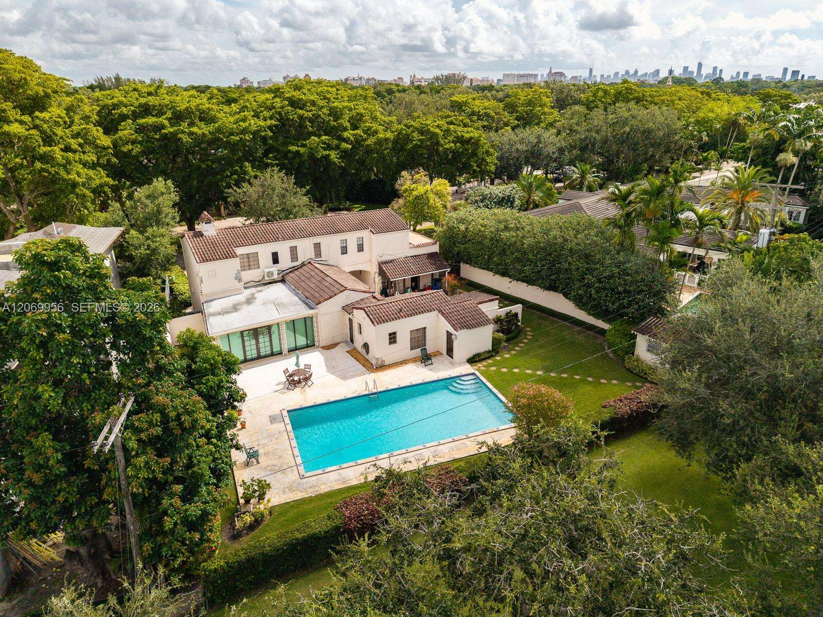4128 Pinta Ct, Coral Gables, FL 33146 - For Sale photo 2