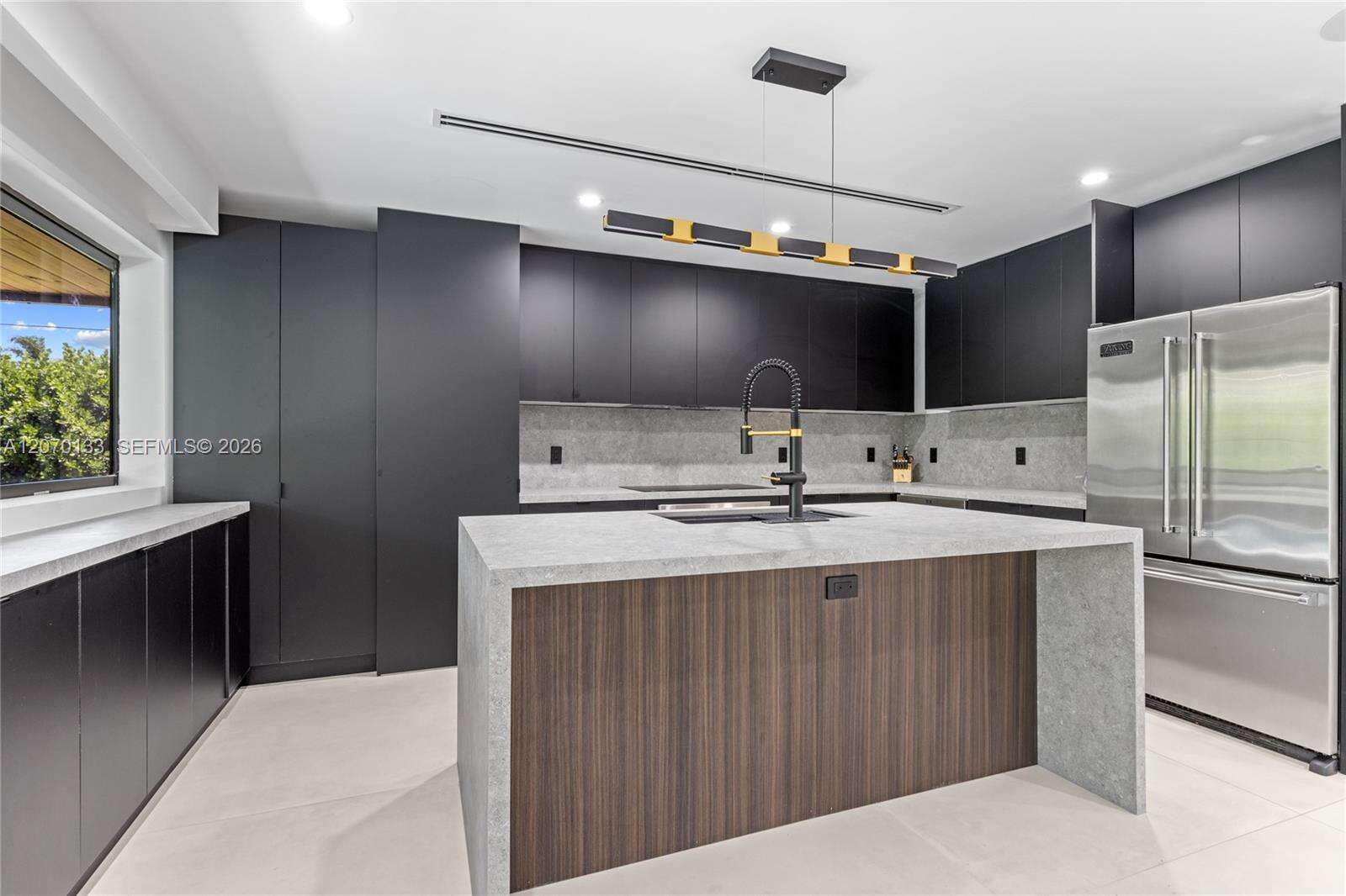 200 52nd Ave, Hollywood, FL 33021 - For Sale photo 3