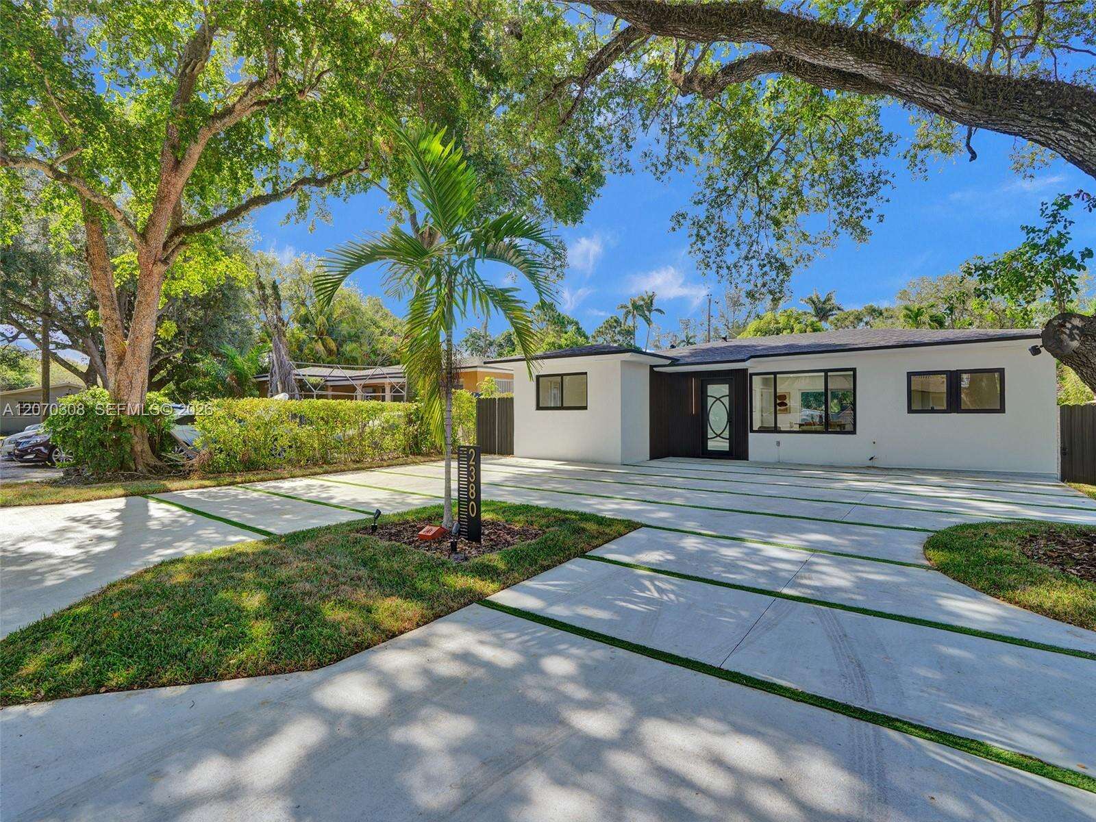 2380 184th Ter, North Miami Beach, FL 33160 - For Sale photo 1