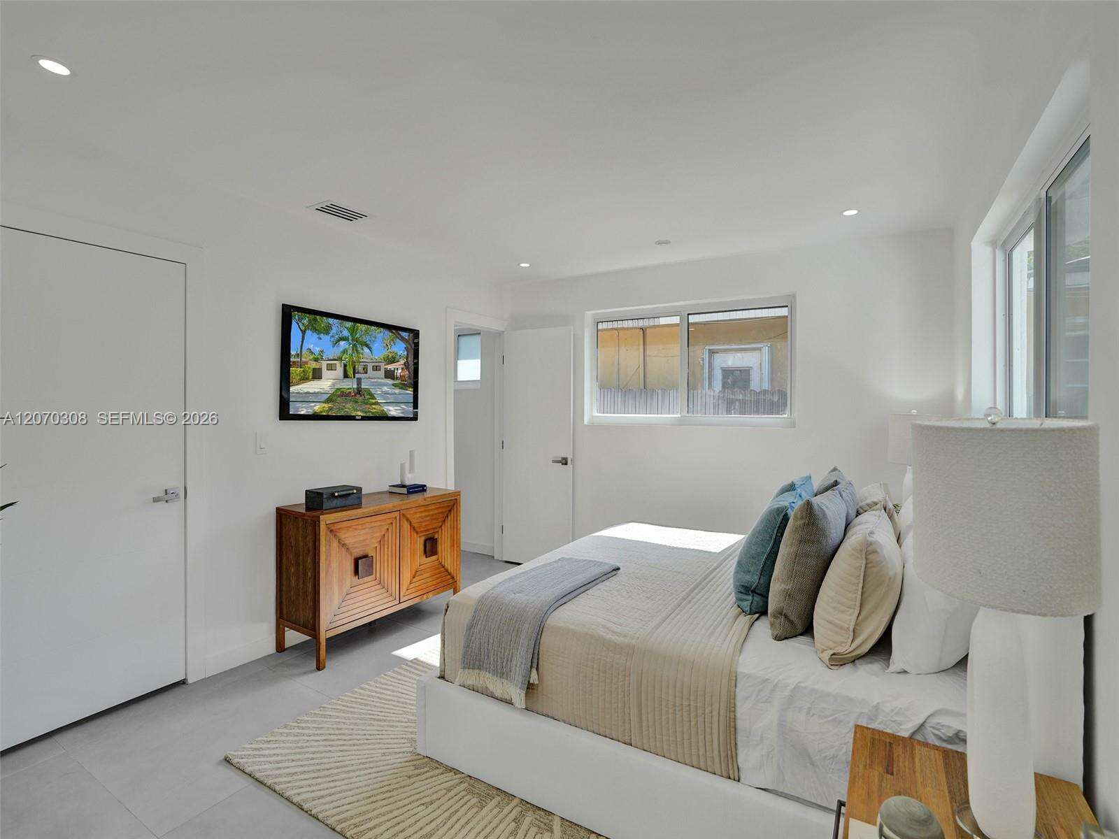 2380 184th Ter, North Miami Beach, FL 33160 - For Sale photo 27