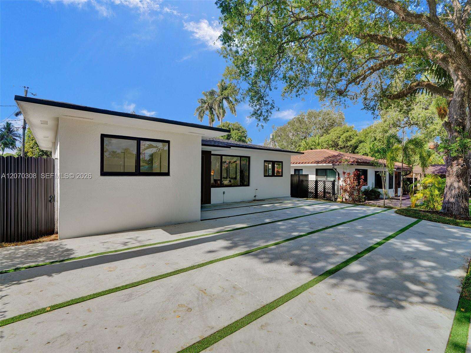 2380 184th Ter, North Miami Beach, FL 33160 - For Sale photo 5