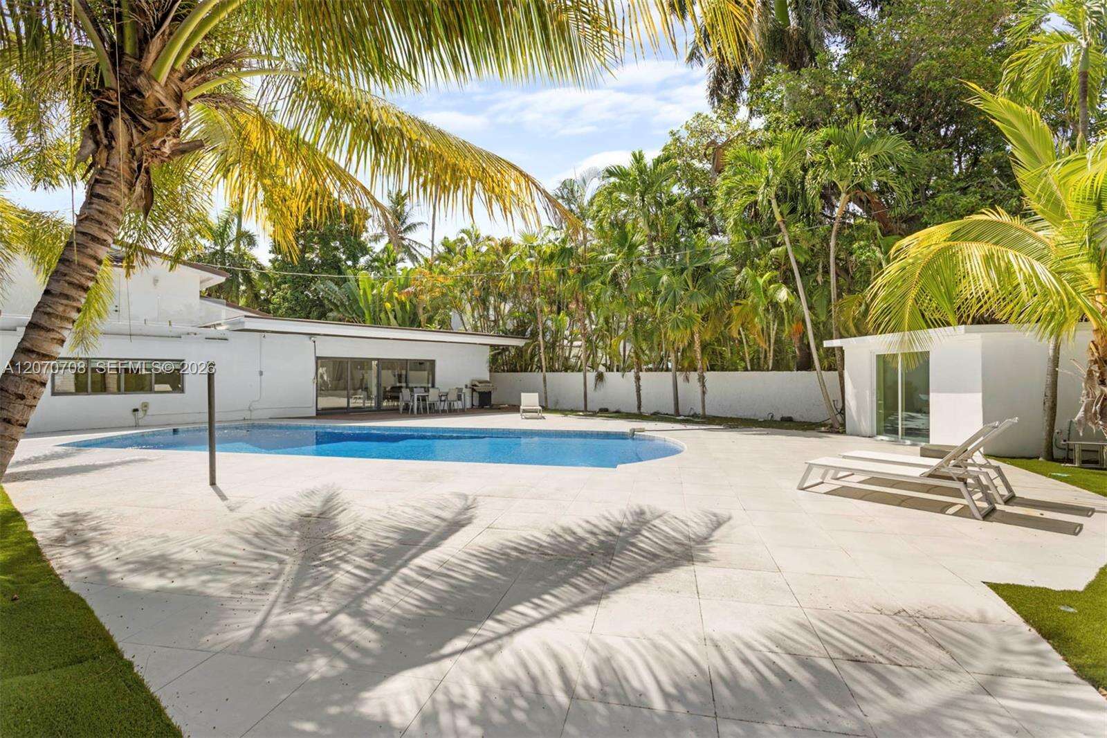 2388 Prairie Ave, Miami Beach, FL 33140 - For Sale photo 2