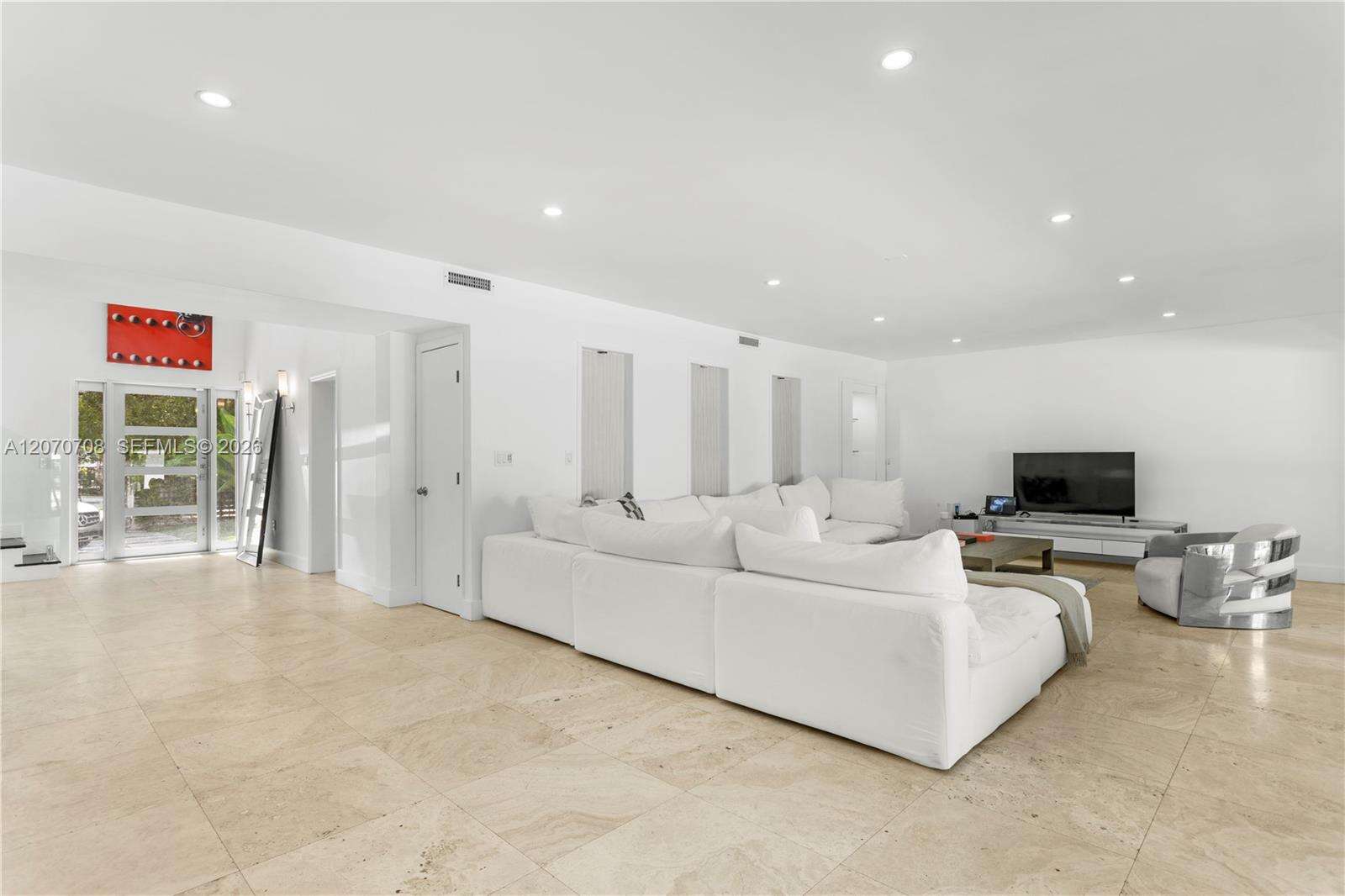 2388 Prairie Ave, Miami Beach, FL 33140 - For Sale photo 7