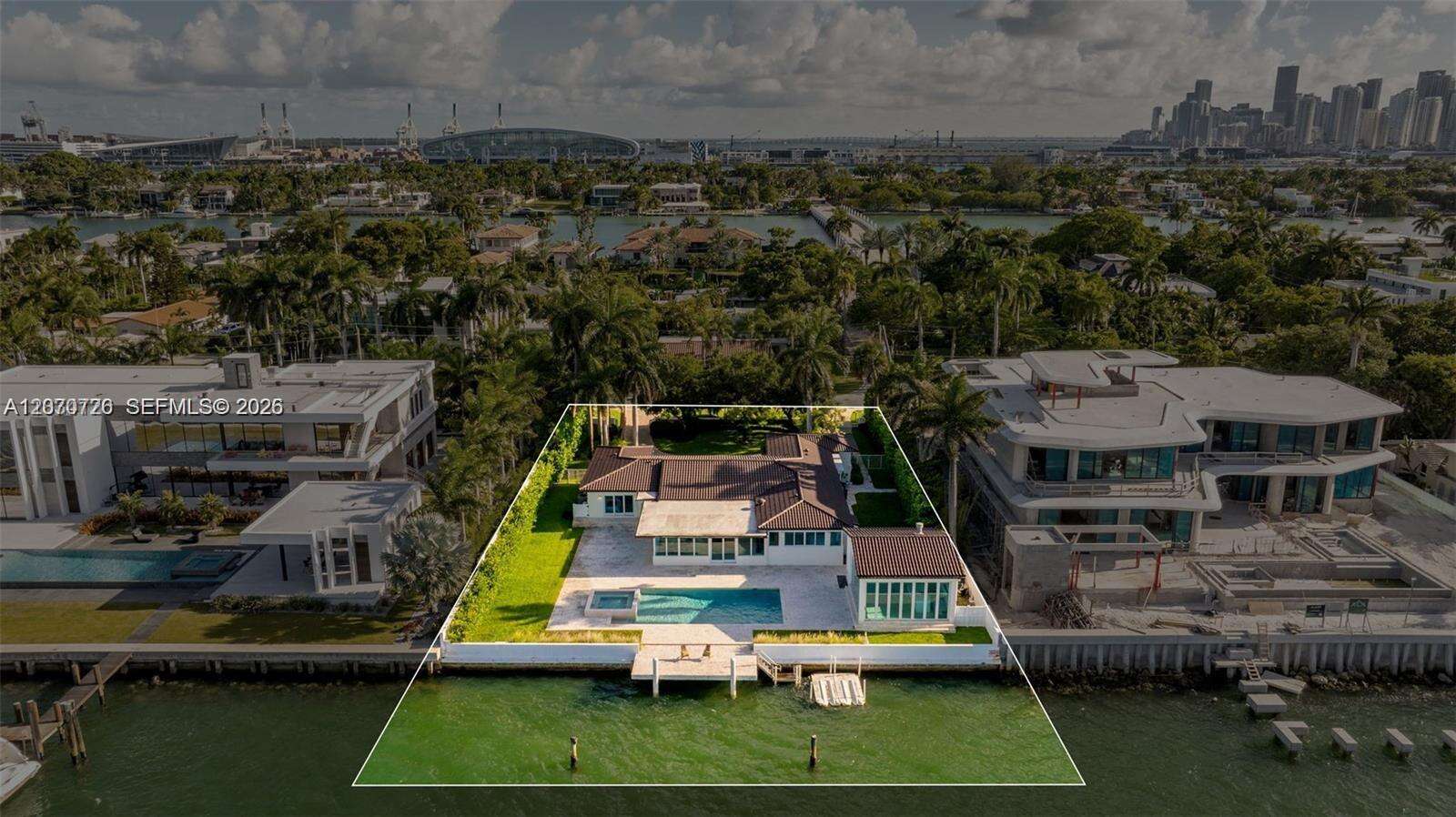 205 Hibiscus Dr, Miami Beach, FL 33139 - For Sale photo 2