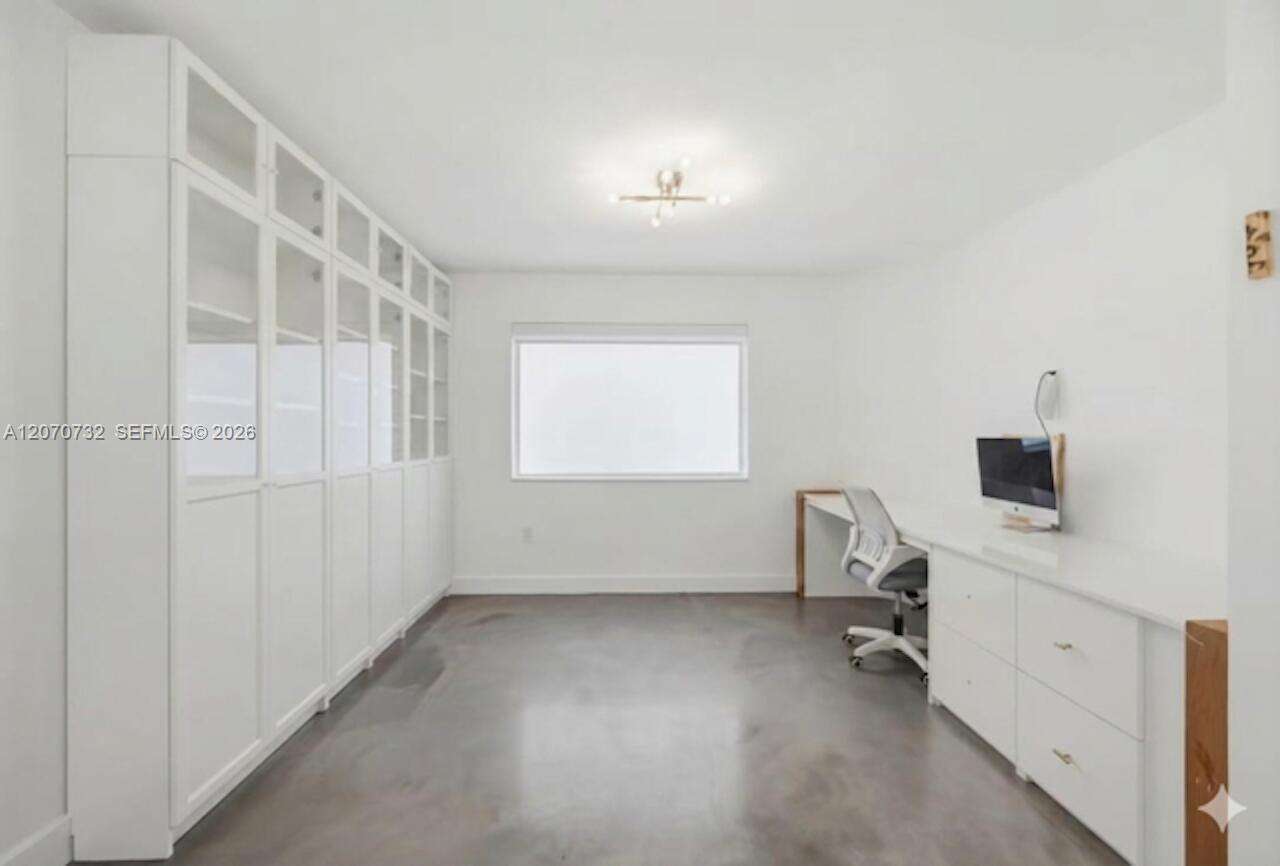 2558 206th Ter, Miami, FL 33180 - For Sale photo 14