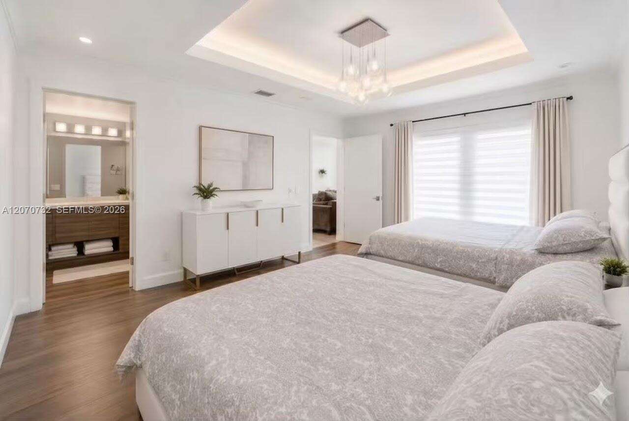 2558 206th Ter, Miami, FL 33180 - For Sale photo 7
