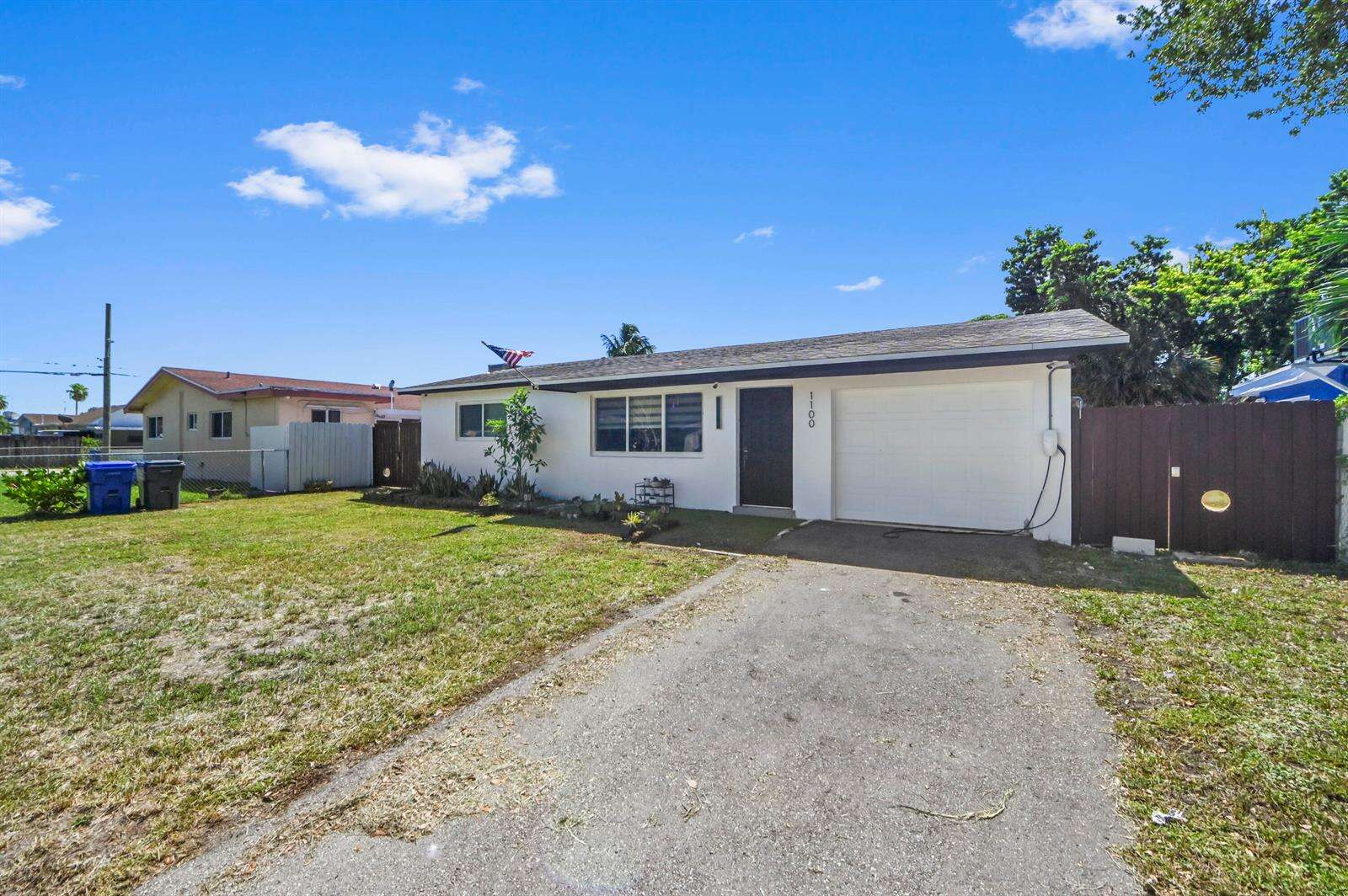 1100 57th, Hollywood, FL 33021 - For Sale photo 2