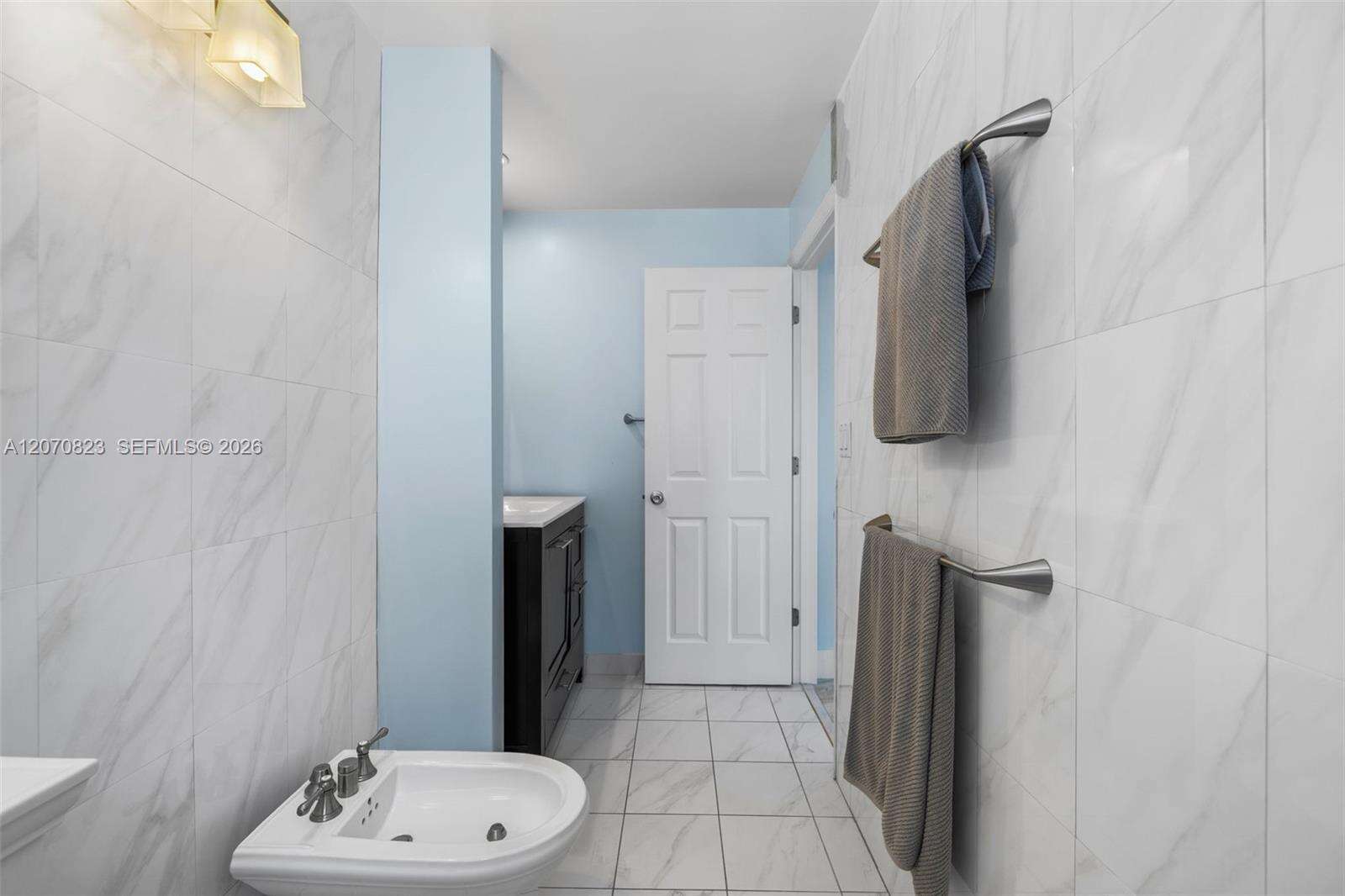 311 N Surf Rd, Hollywood, FL 33019 - For Sale photo 31