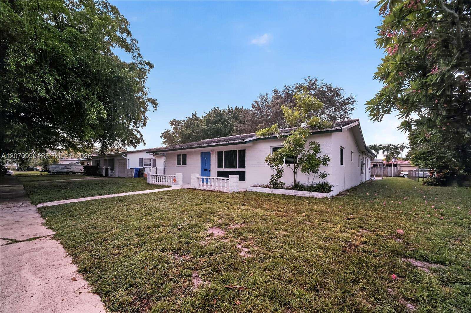 4300 Harrison St, Hollywood, FL 33021 - For Sale photo 1