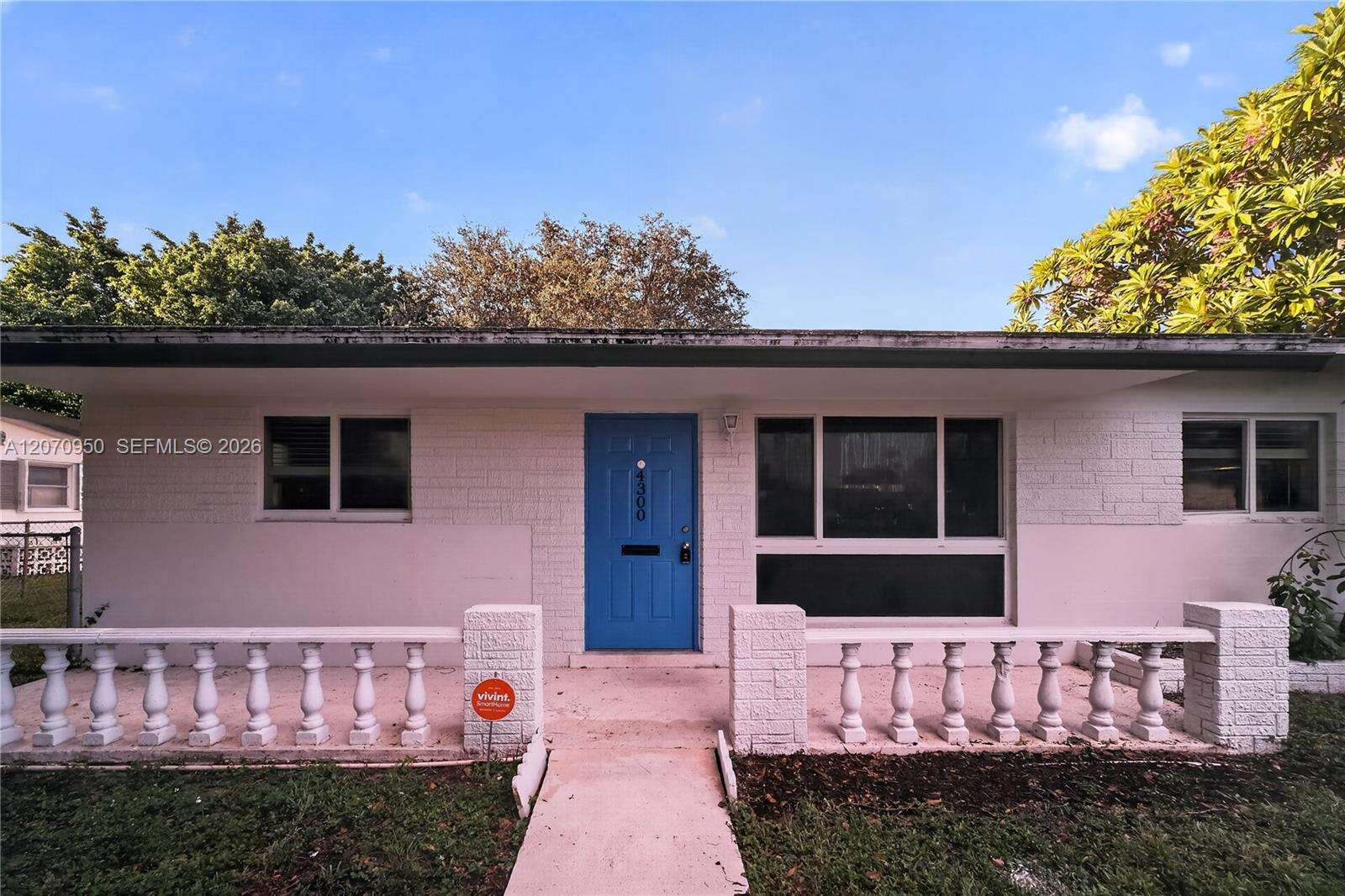 4300 Harrison St, Hollywood, FL 33021 - For Sale photo 4