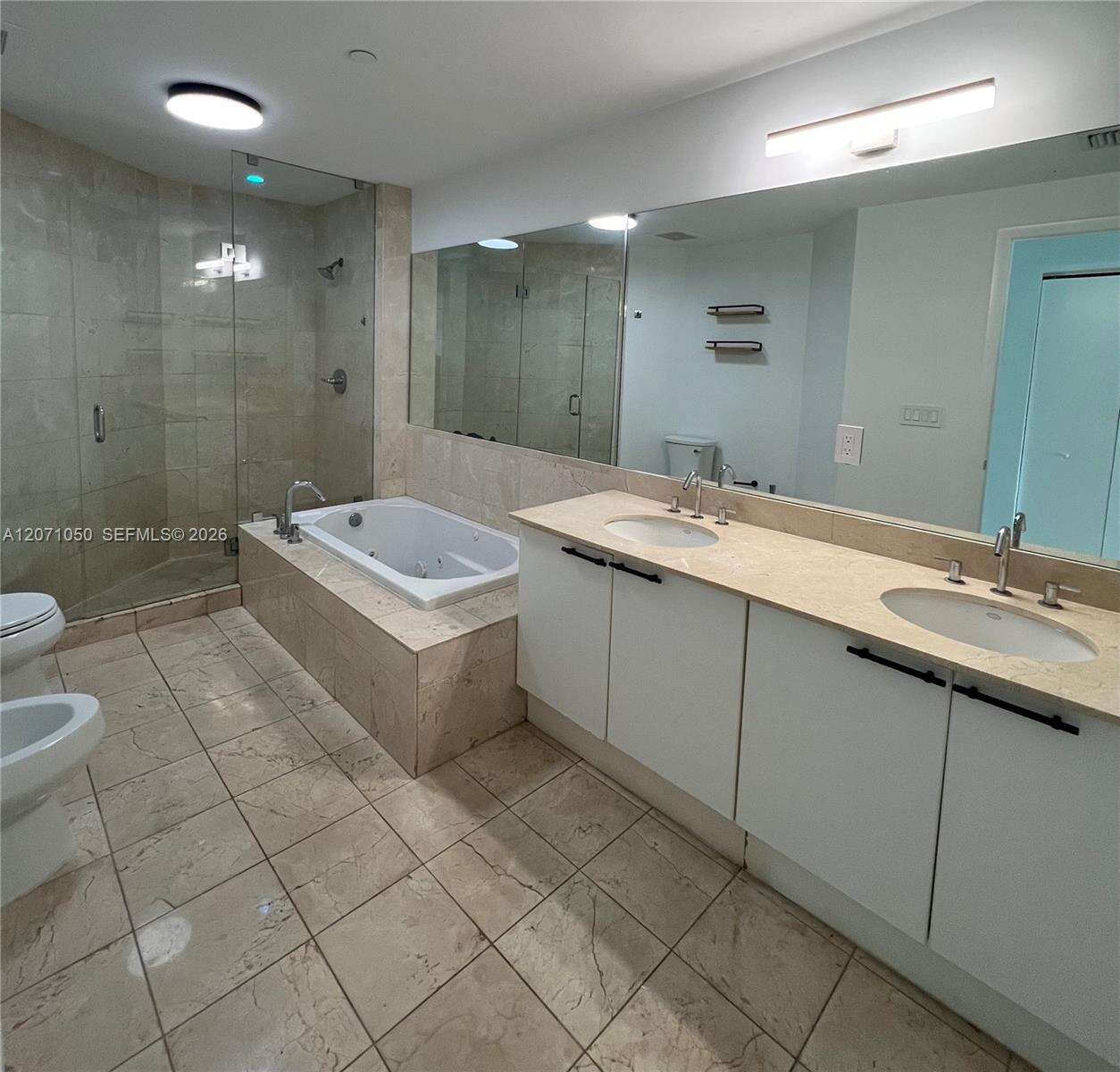 3131 188th St 1801, Aventura, FL 33180 - For Sale photo 13