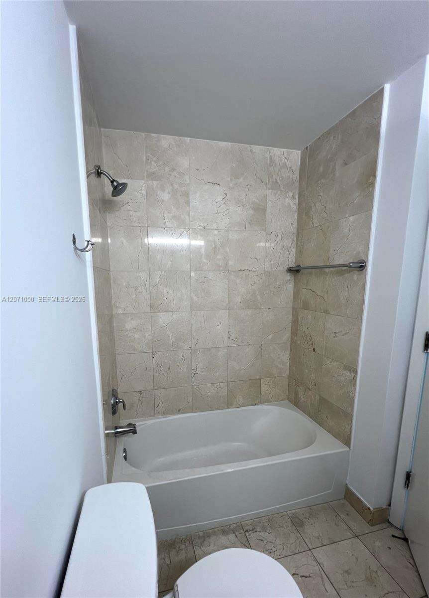 3131 188th St 1801, Aventura, FL 33180 - For Sale photo 17