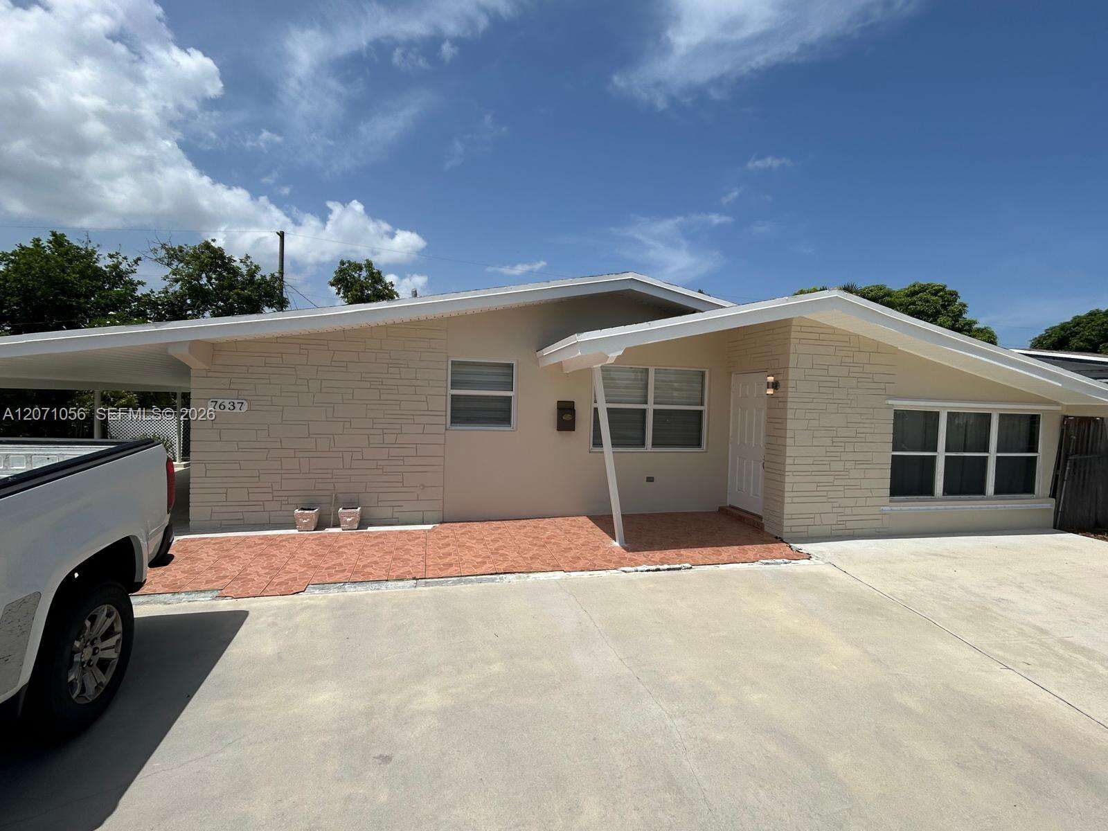 7637 Ramona St, Miramar, FL 33023 - Pending Sale photo 2