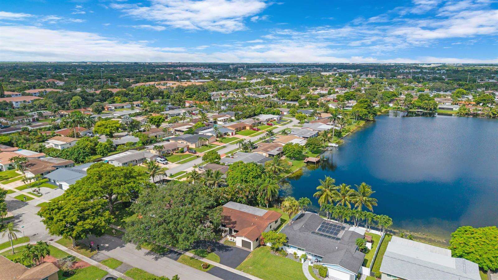 510 93rd, Pembroke Pines, FL 33024 - For Sale photo 26