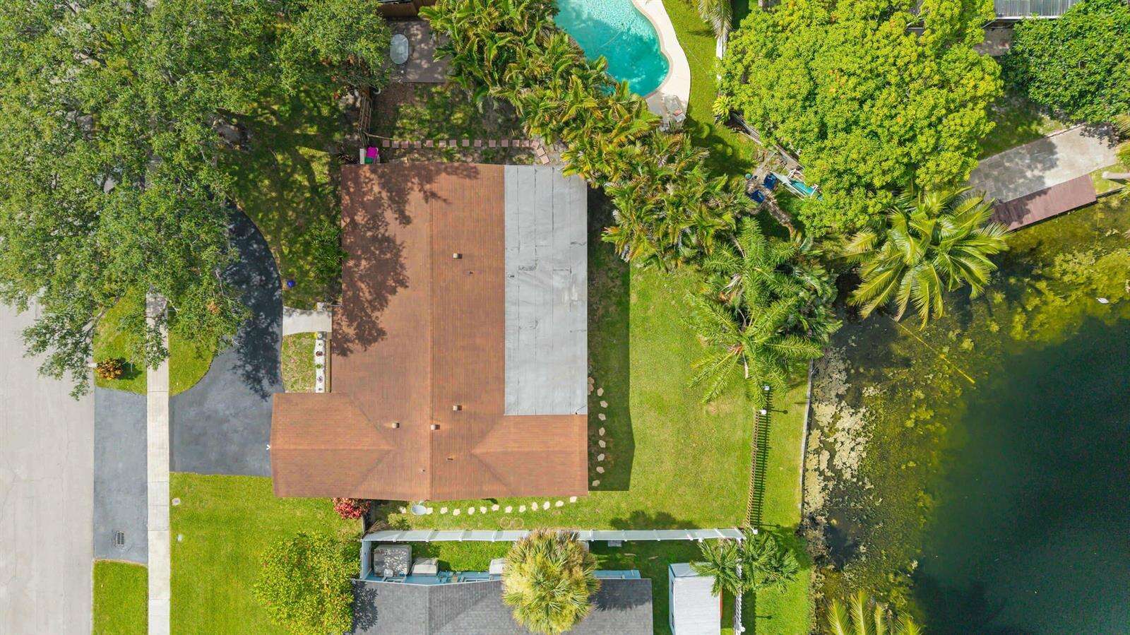 510 93rd, Pembroke Pines, FL 33024 - For Sale photo 27