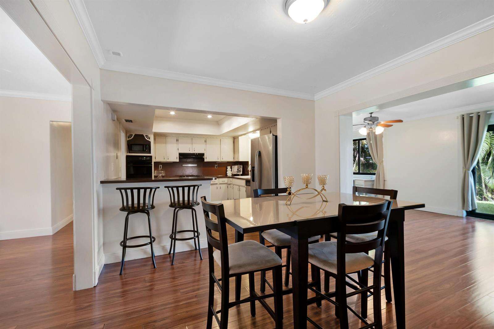 510 93rd, Pembroke Pines, FL 33024 - For Sale photo 6