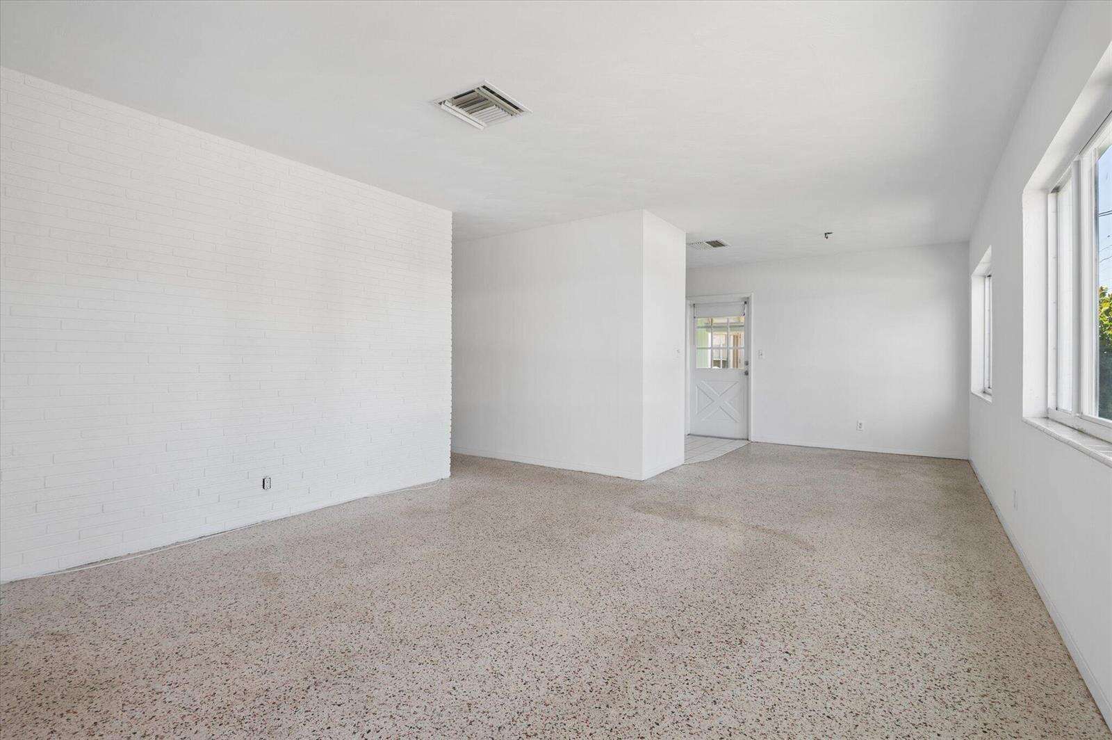 1158 Grant, Hollywood, FL 33019 - Pending Sale photo 13