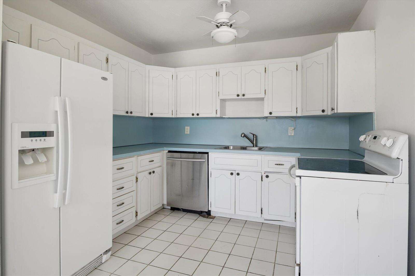 1158 Grant, Hollywood, FL 33019 - Pending Sale photo 8