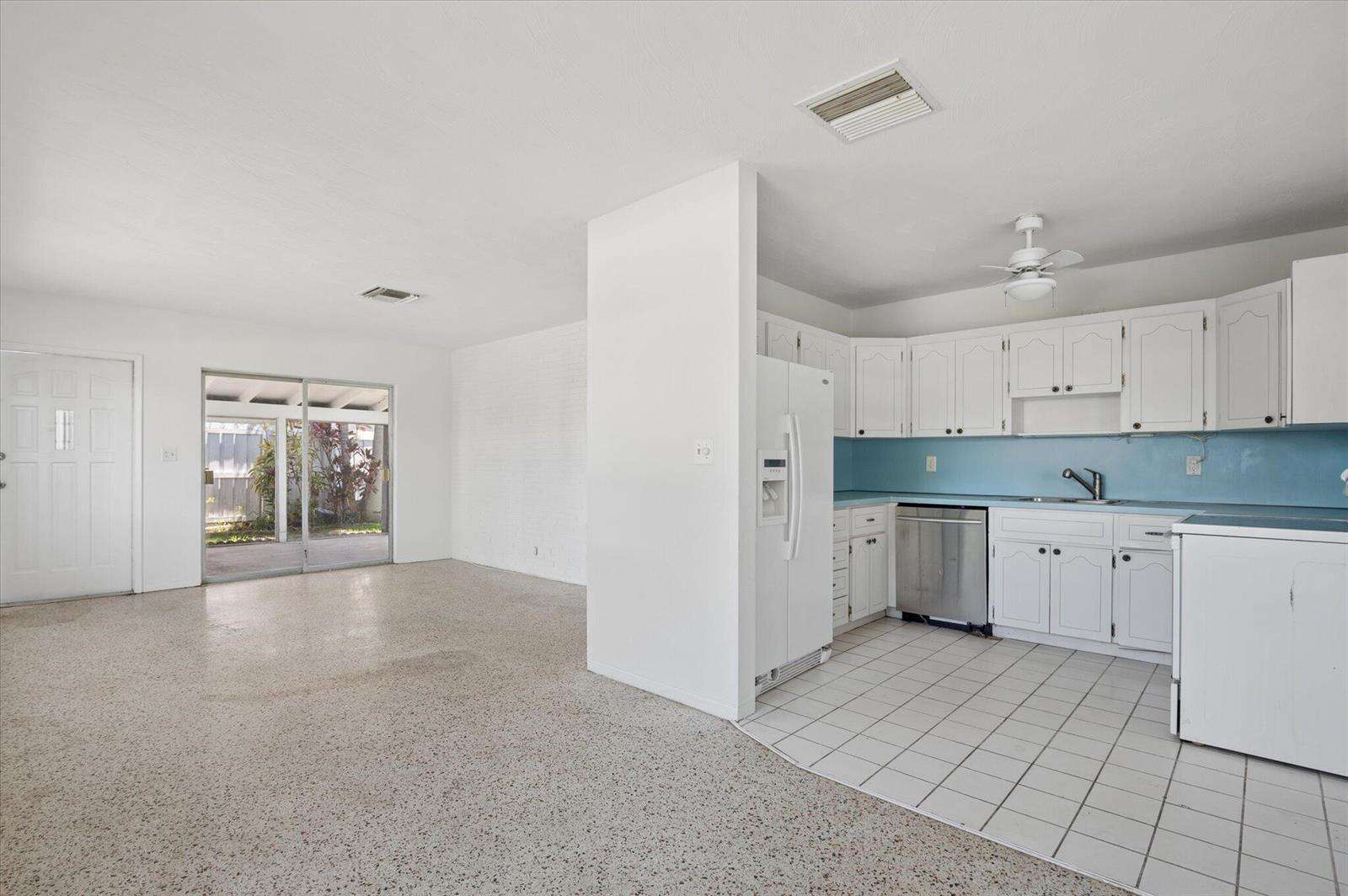 1158 Grant, Hollywood, FL 33019 - Pending Sale photo 9
