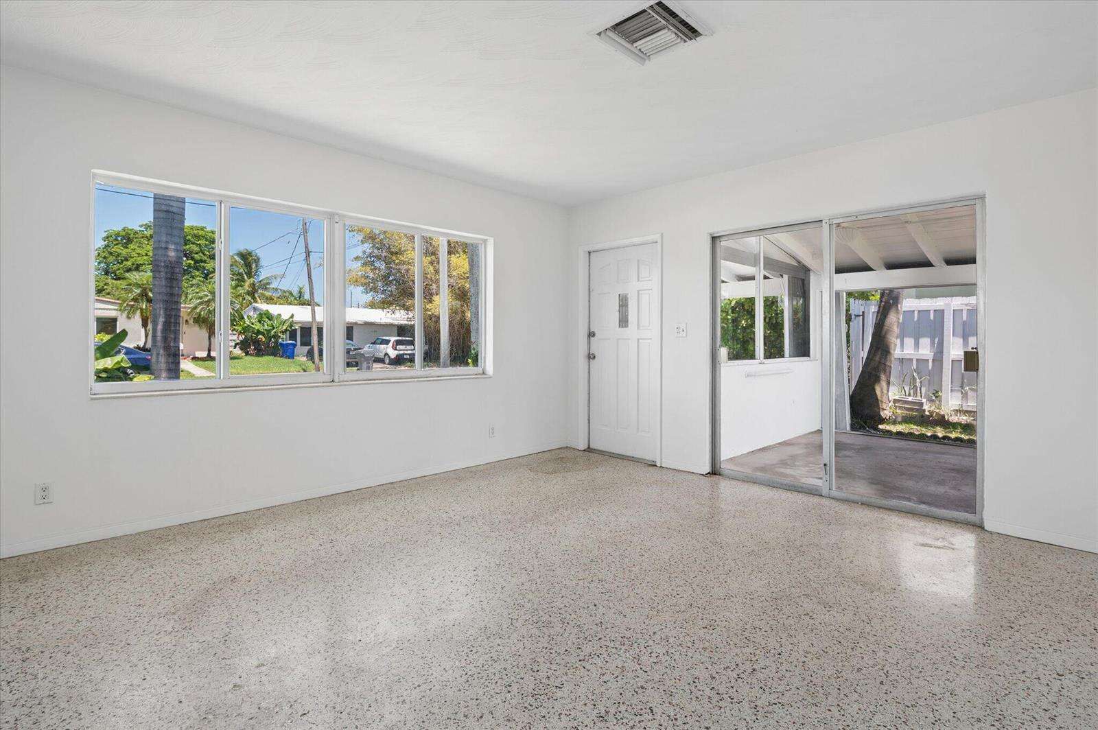 1158 Grant, Hollywood, FL 33019 - Pending Sale photo 10
