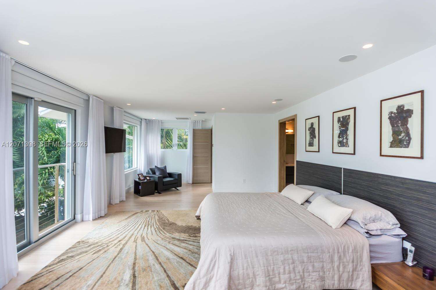 455 Dilido Dr, Miami Beach, FL 33139 - For Sale photo 32