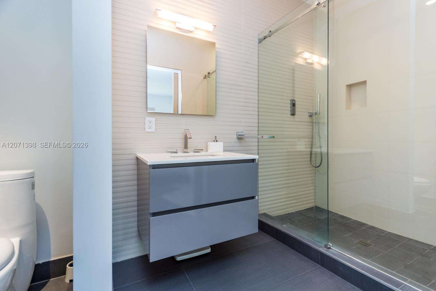 455 Dilido Dr, Miami Beach, FL 33139 - For Sale photo 39