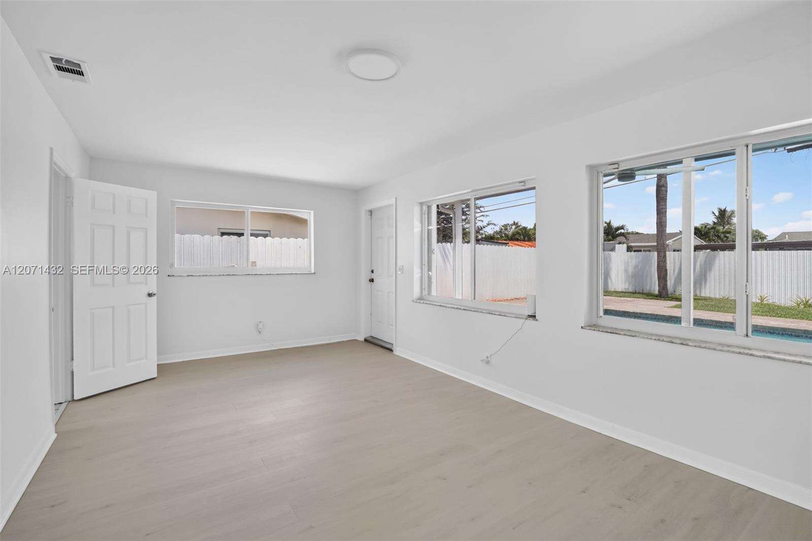 7521 Eaton St, Hollywood, FL 33024 - For Sale photo 18