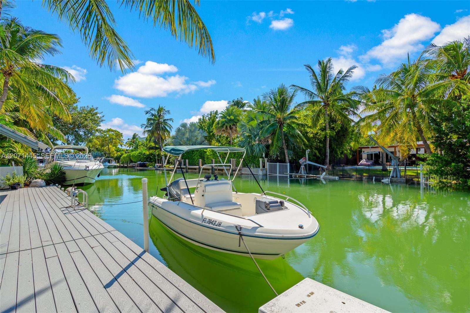 7970 Hawthorne Ave, Miami Beach, FL 33141 - For Sale photo 2