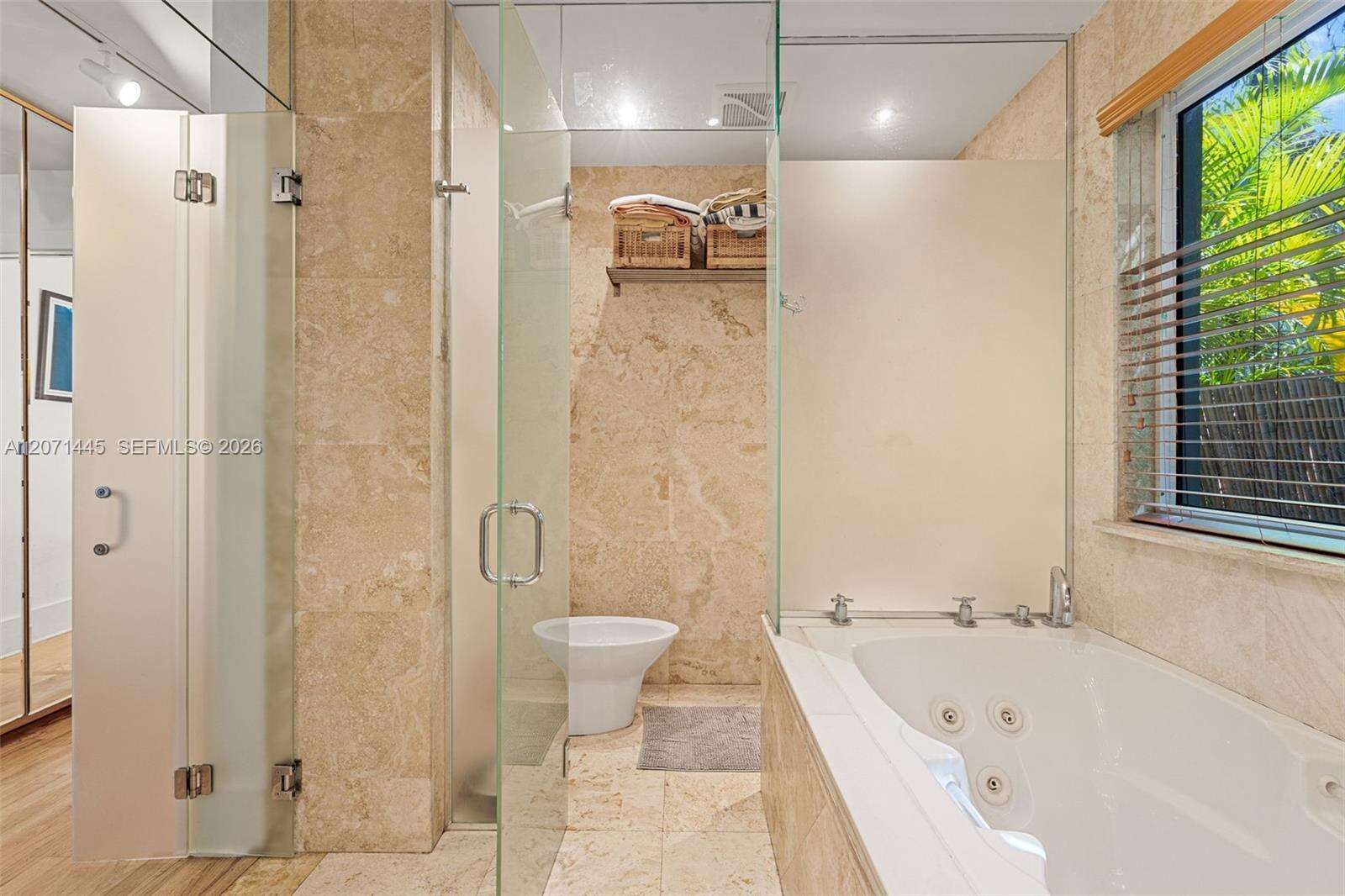 7970 Hawthorne Ave, Miami Beach, FL 33141 - For Sale photo 24
