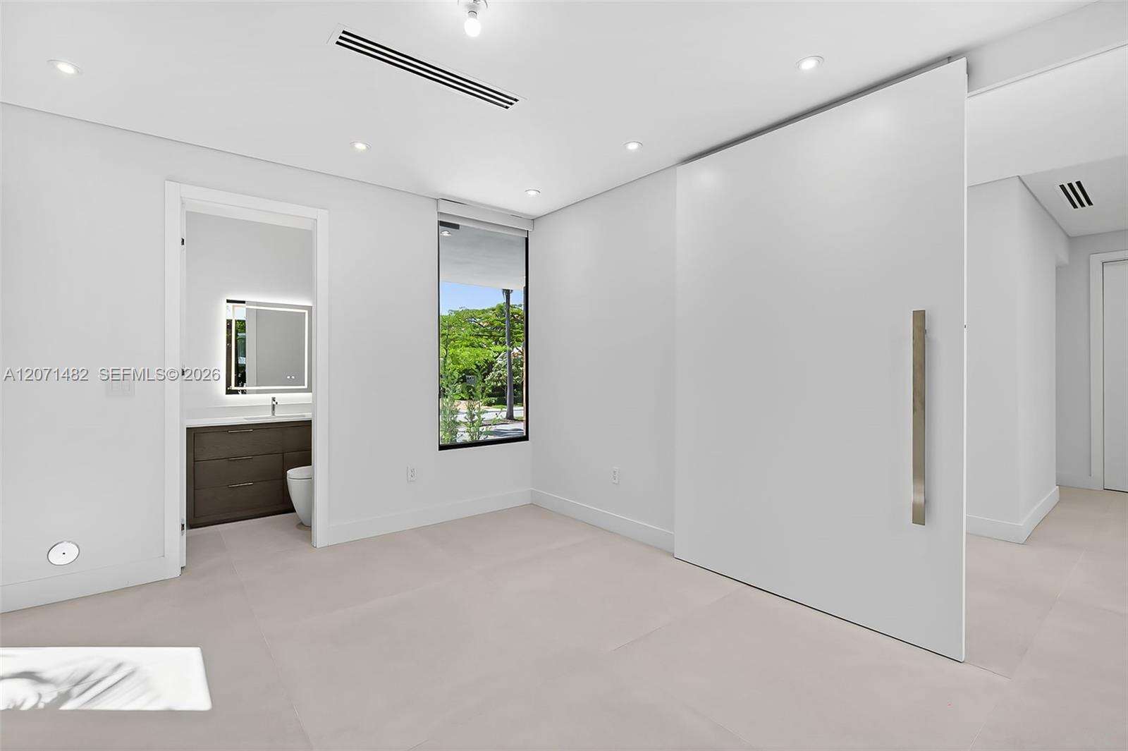 620 Solar Isle Dr, Fort Lauderdale, FL 33301 - For Sale photo 23