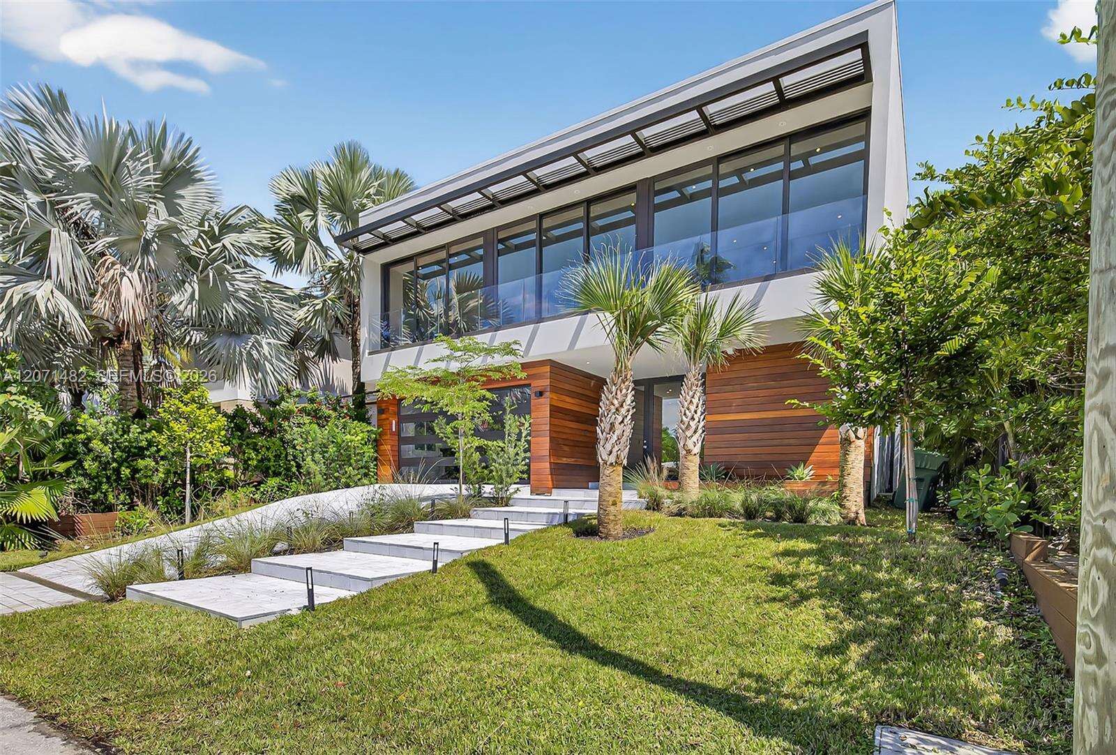 620 Solar Isle Dr, Fort Lauderdale, FL 33301 - For Sale photo 4