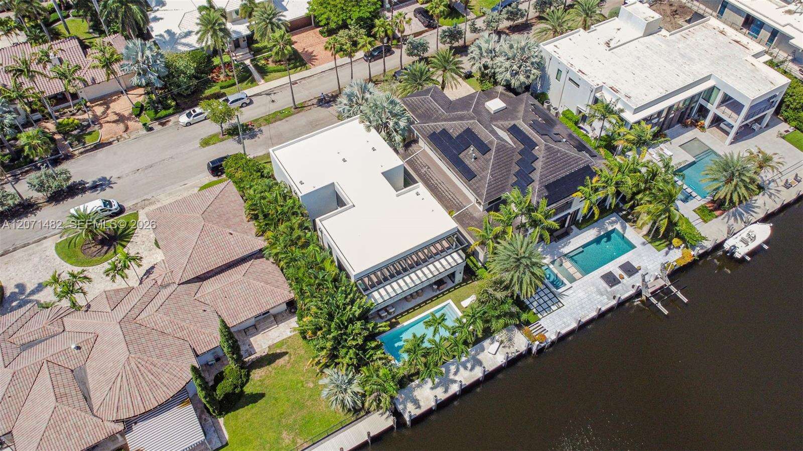 620 Solar Isle Dr, Fort Lauderdale, FL 33301 - For Sale photo 89