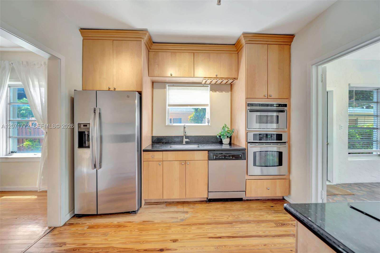 3431 25th St, Miami, FL 33133 - For Sale photo 12