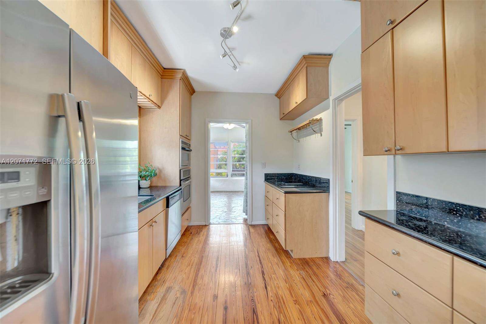 3431 25th St, Miami, FL 33133 - For Sale photo 15