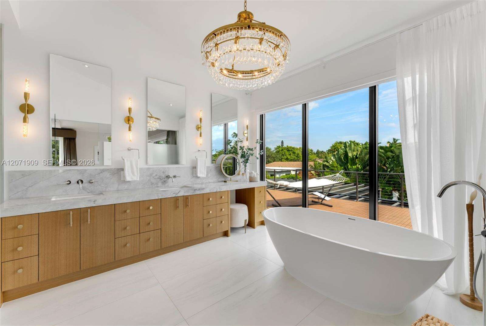 795 Lakeview Dr, Miami Beach, FL 33140 - For Sale photo 19