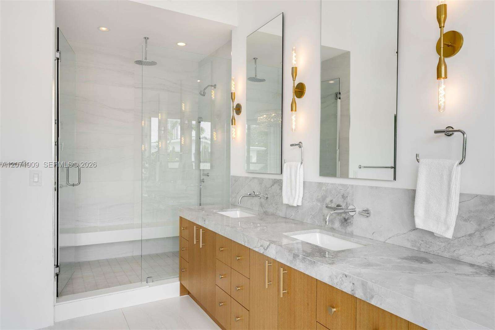 795 Lakeview Dr, Miami Beach, FL 33140 - For Sale photo 21