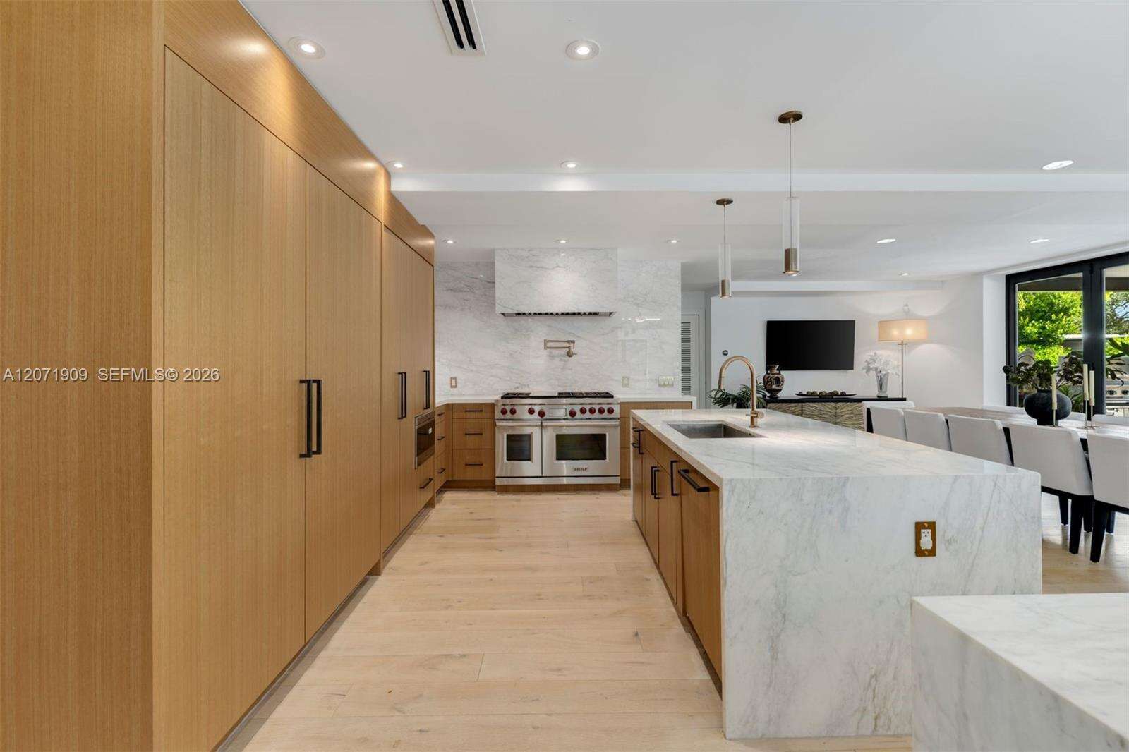 795 Lakeview Dr, Miami Beach, FL 33140 - For Sale photo 10